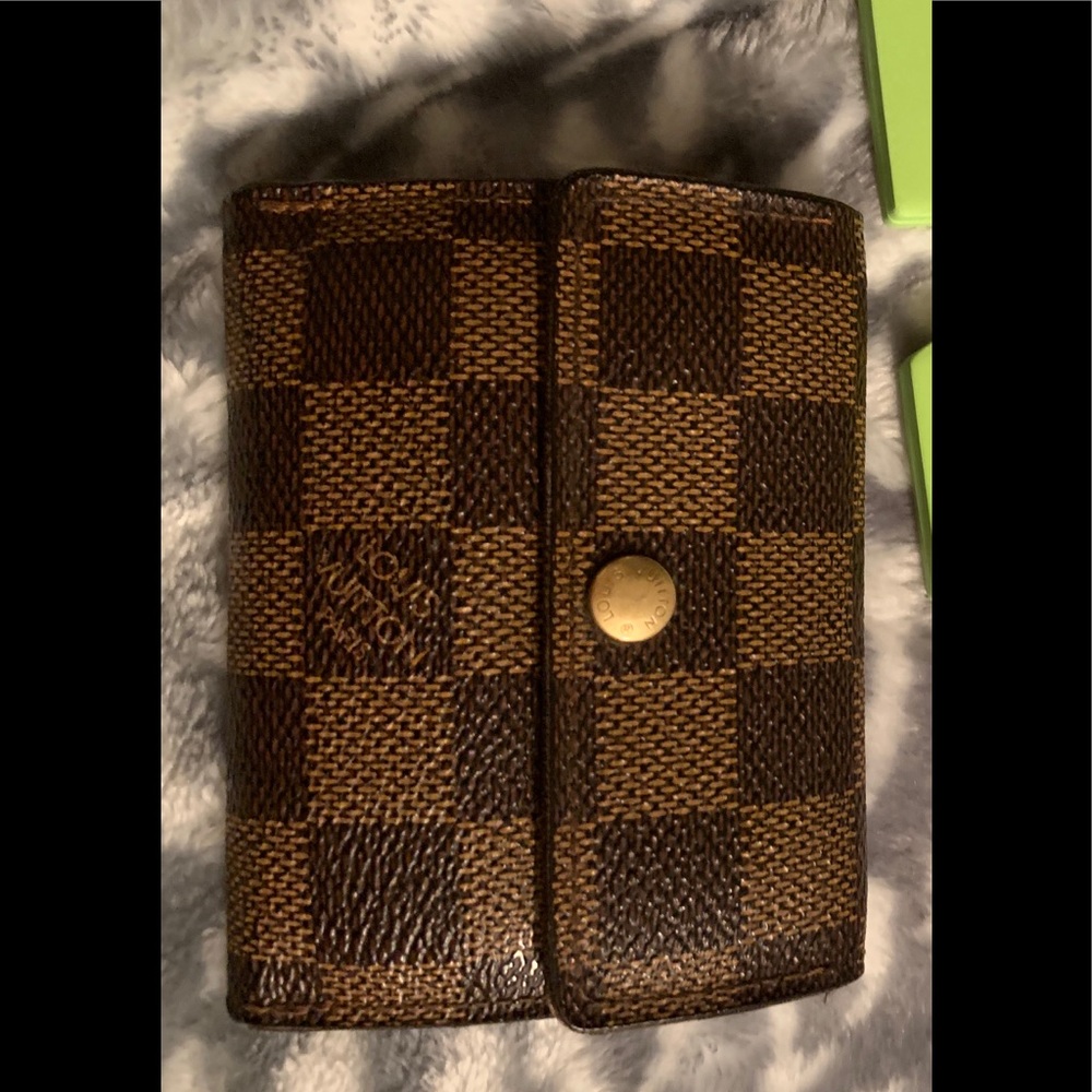 LV small card wallet holder